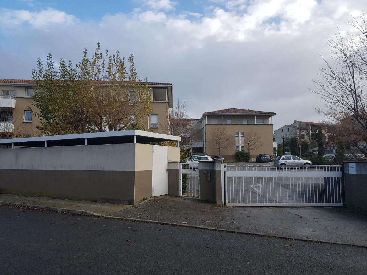 Tout Confort ! Calme, Climatisation, Piscine, Parking Gratuit, Grande Terrasse, Netflix, Wifi Carcassone Kültér fotó